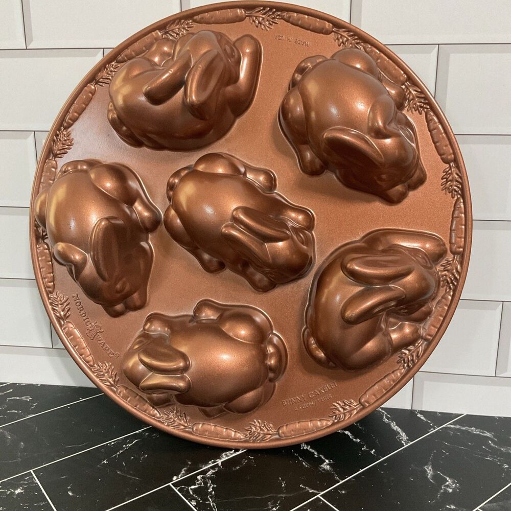 Nordic Ware Baby Bunny Cakelet 10” Pan made in USA